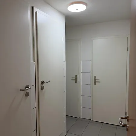 Zentrale Gaestezimmer Am Marienplatz - London